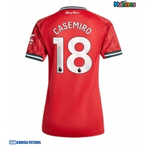 Camisa de Futebol Manchester United Casemiro #18 Equipamento Principal Mulheres 2025-26 Manga Curta